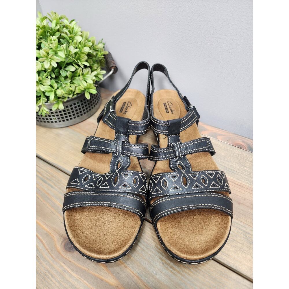 Clarks Leisa Apple Size 11 black Leather Strappy Sandals Women's